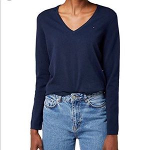 Tommy Hilfiger Essential V-Neck Sweater